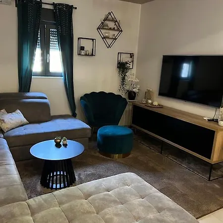 Apartment Nt Kastela