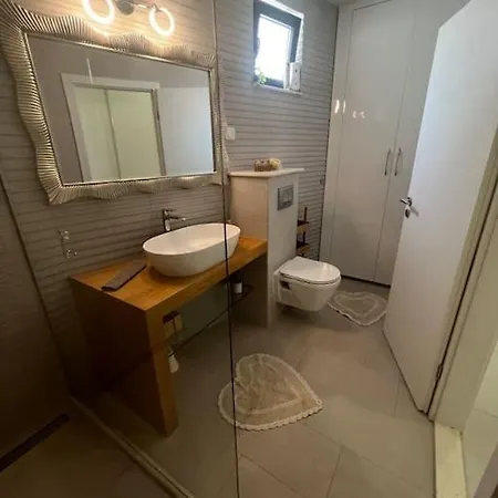 Nt Apartment Kastela